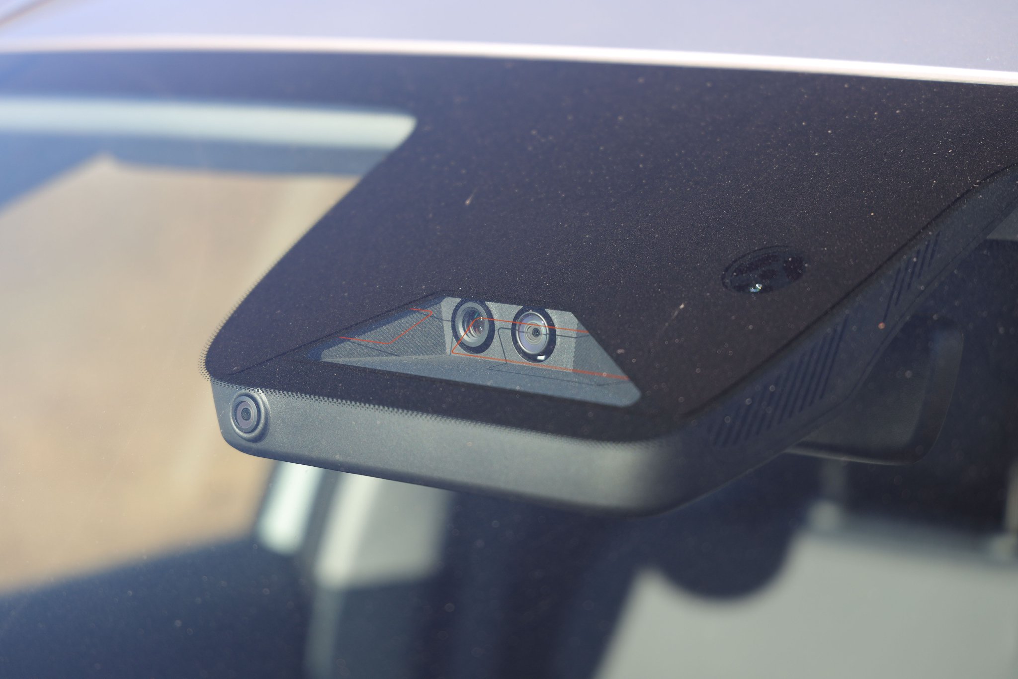 更多升级更超值 试驾2026款吉利银河星舰7 EM-i