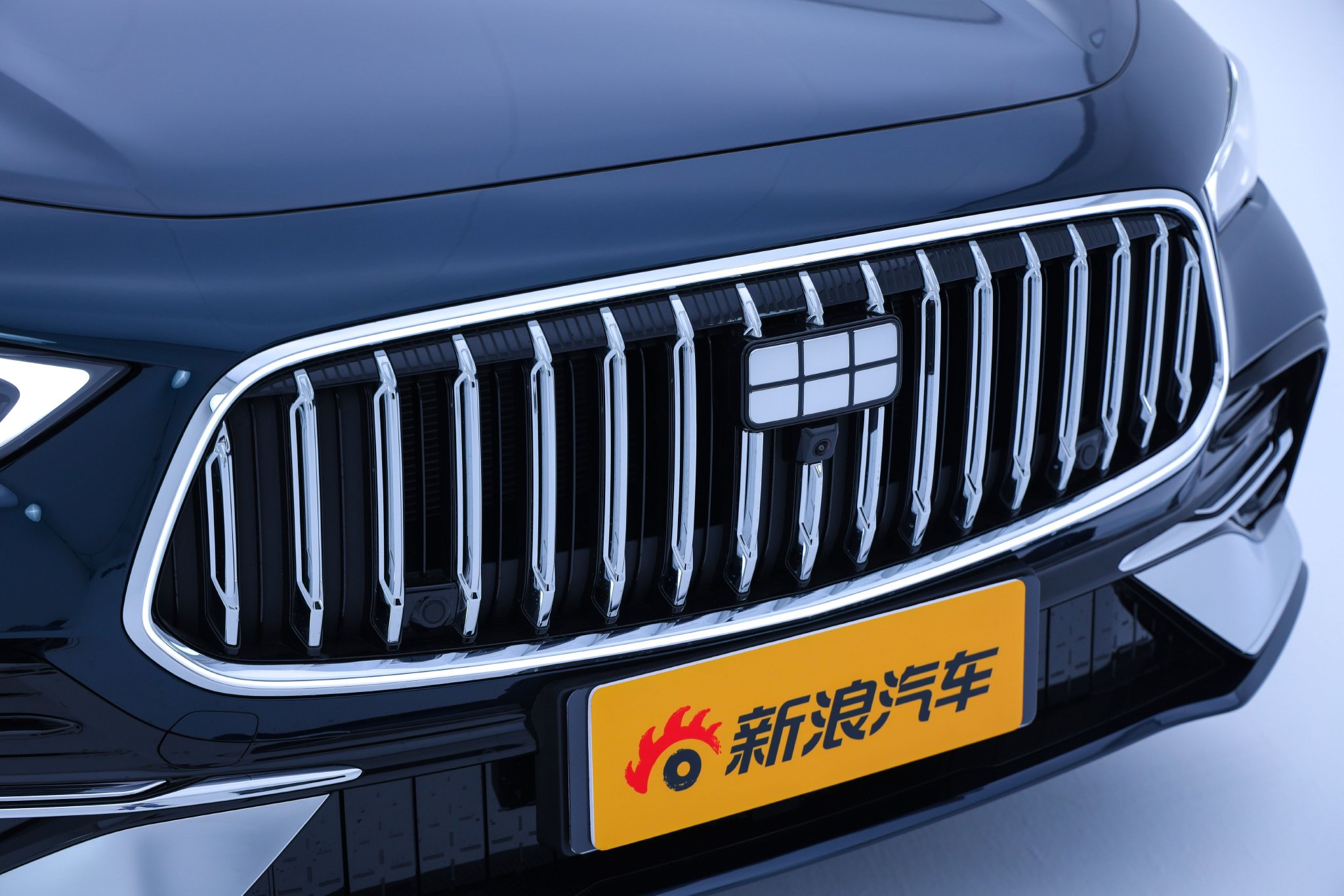 人民的7系来了 静态体验吉利银河星耀7