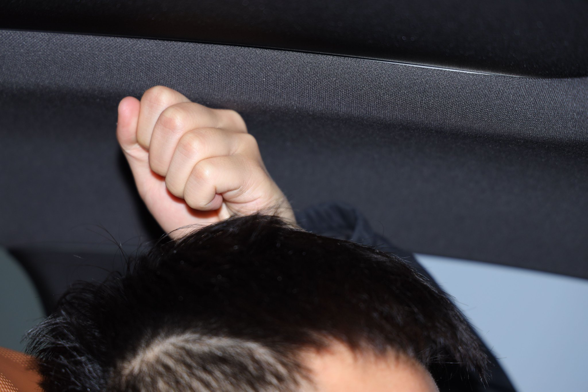 前排头部空间充裕