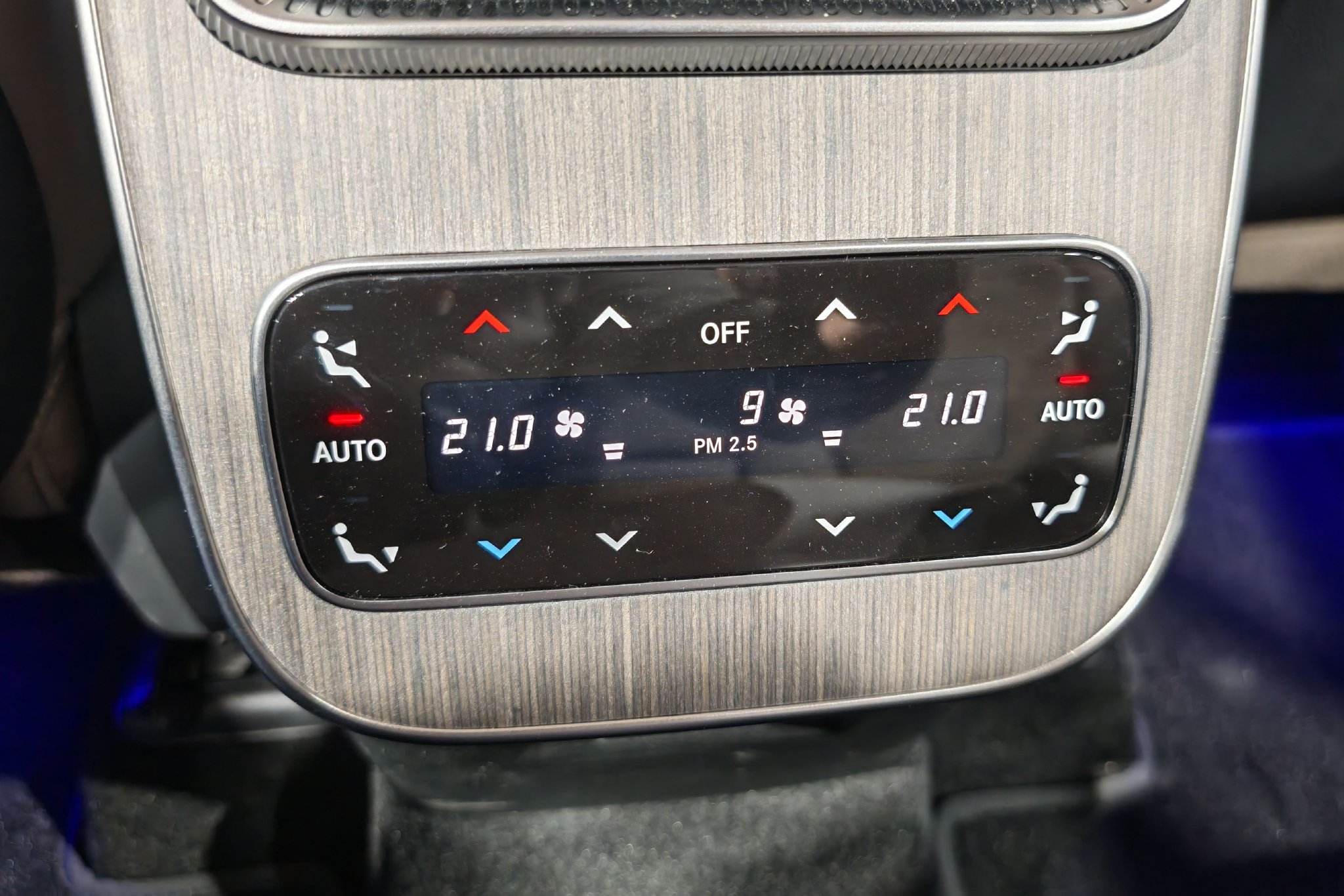 史上最大GLC 静态体验全新梅赛德斯-奔驰纯电GLC SUV