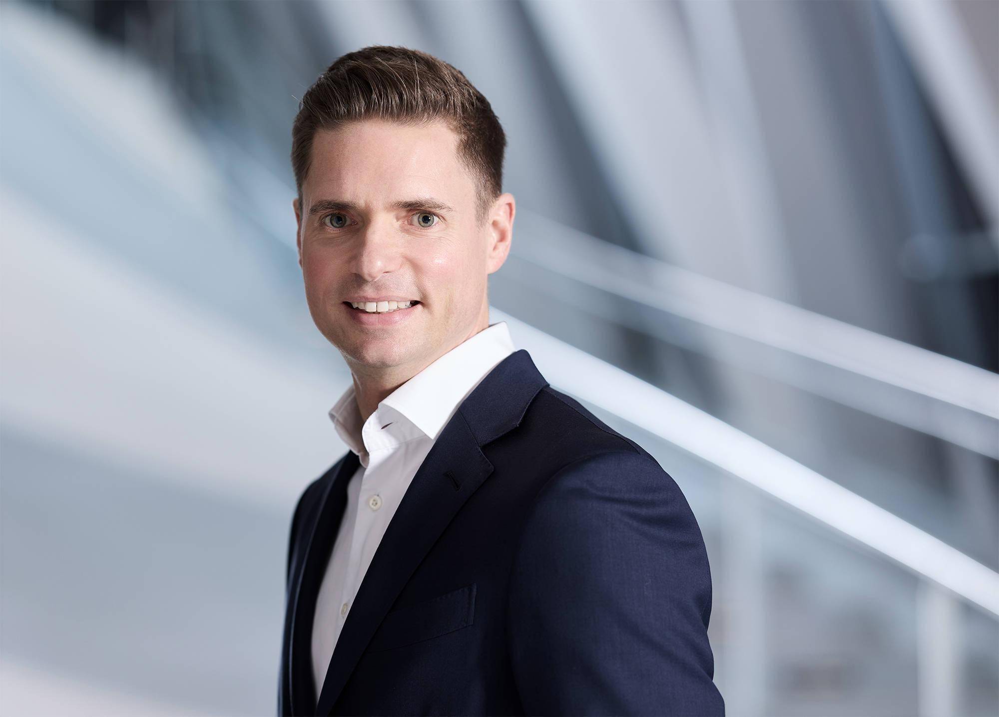 梅赛德斯-奔驰集团股份公司董事会成员、负责大中华区业务的佟欧福（Oliver Thöne）