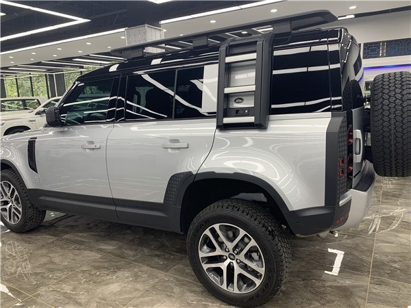 路虎卫士现车了 国六全国落户随时提车