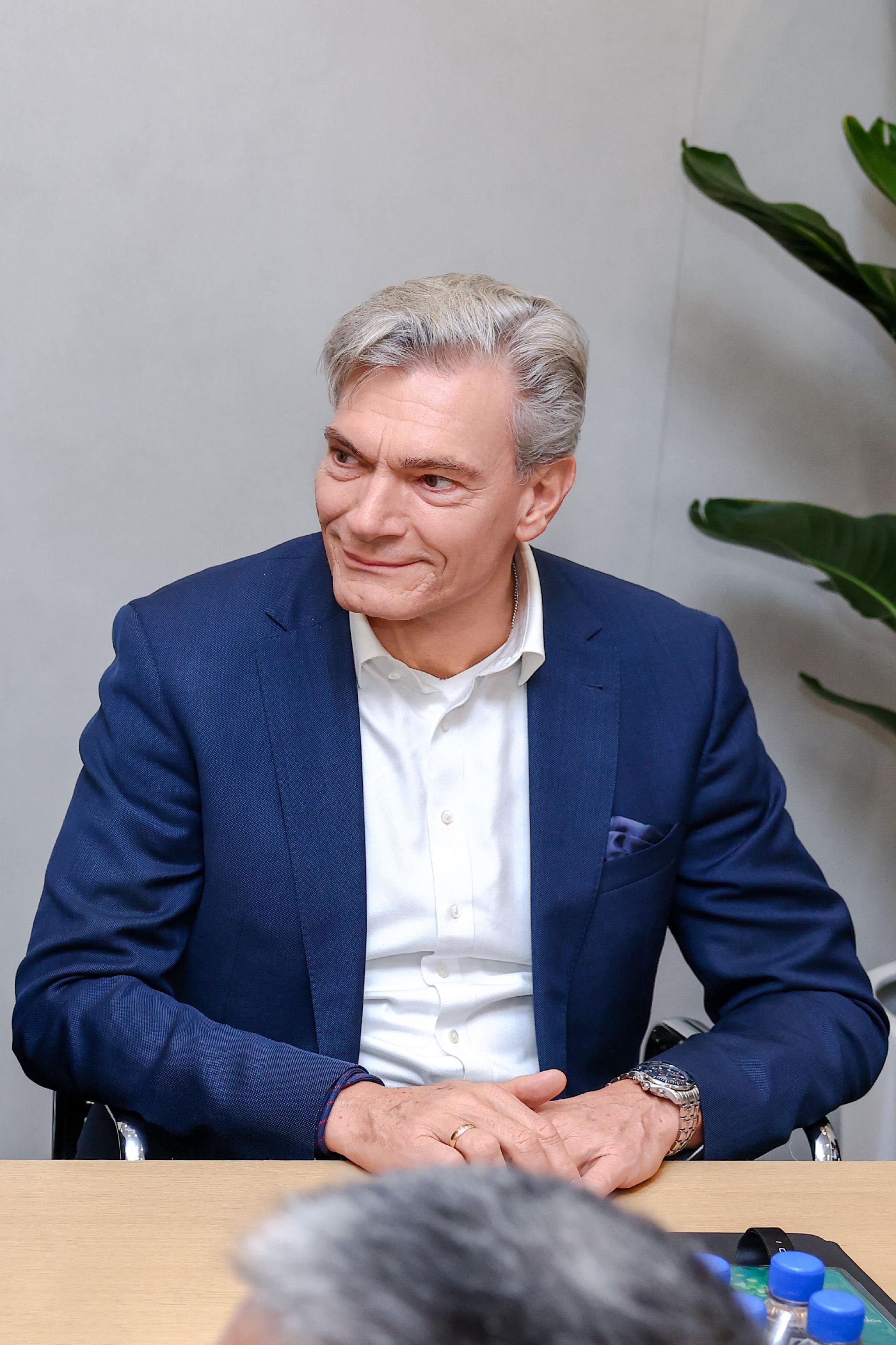 奥迪中国总裁 罗英瀚博士