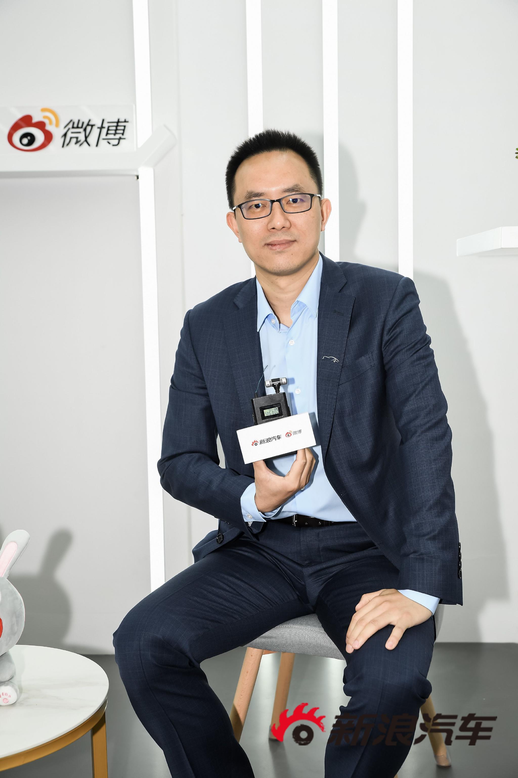 商汤绝影智能汽车事业群智能车舱副总裁 许亮