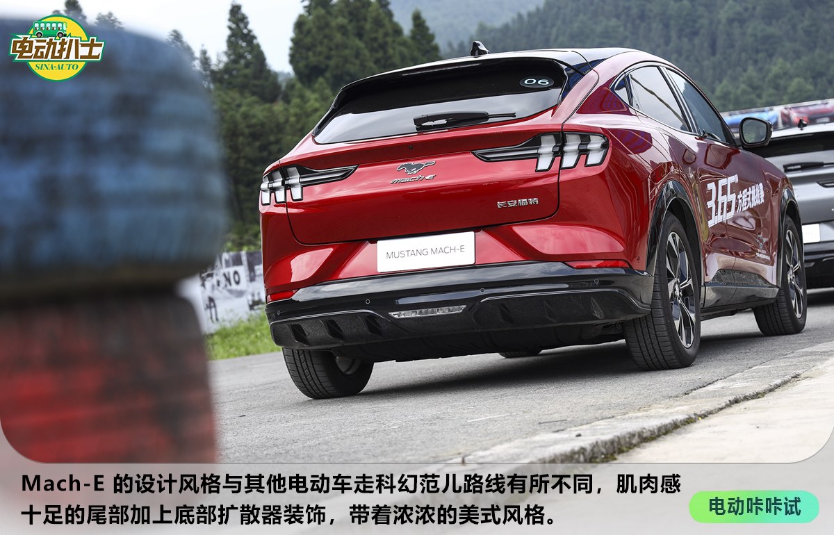 操控与性能没变味 试驾长安福特Mustang Mach-E