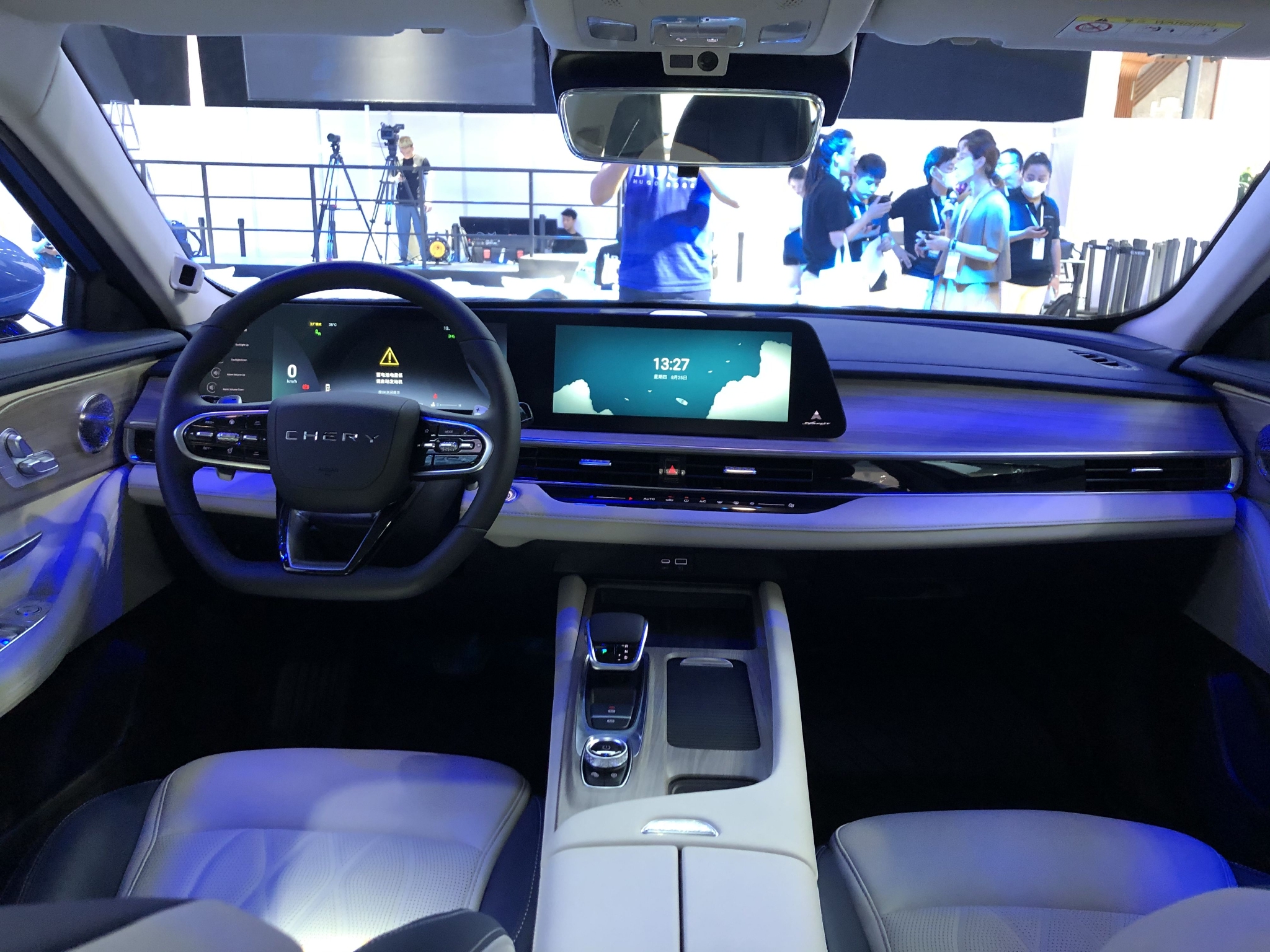 2022成都车展探馆：奇瑞携艾瑞泽8等亮相