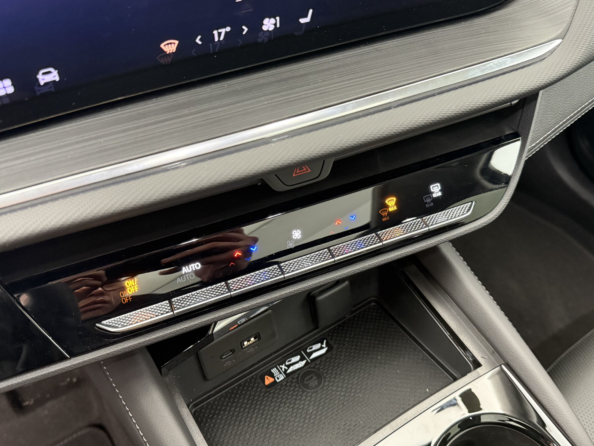 1.5T+9AT/五连杆后悬架 实拍25款昂科威S白金版