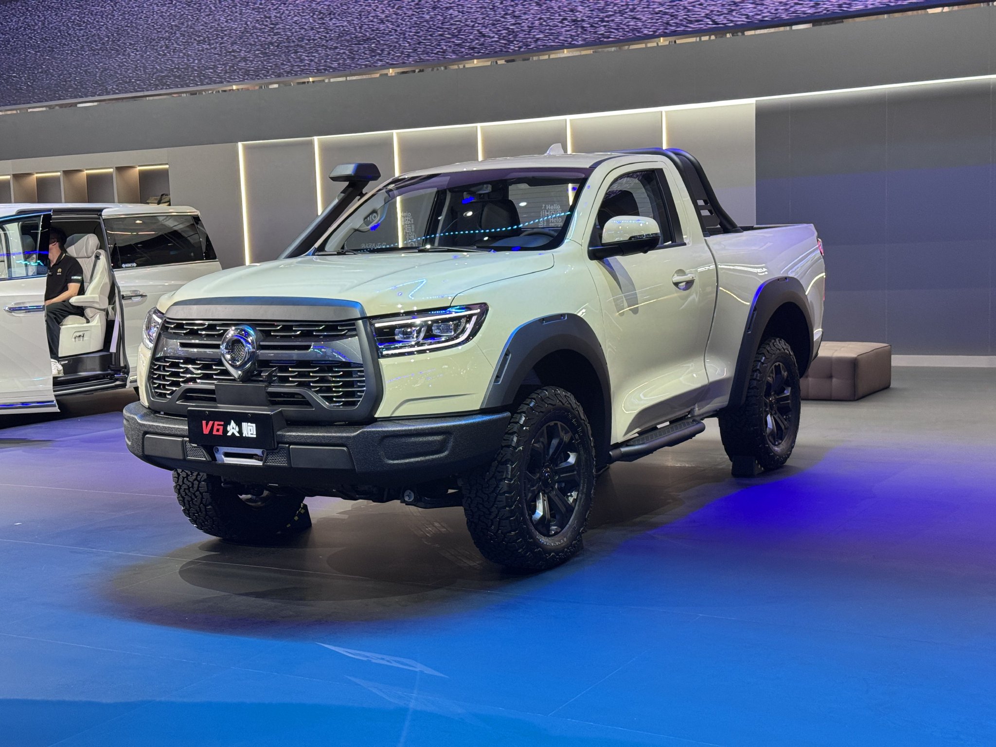 2025成都车展：长城炮V6火炮预售22.98万元