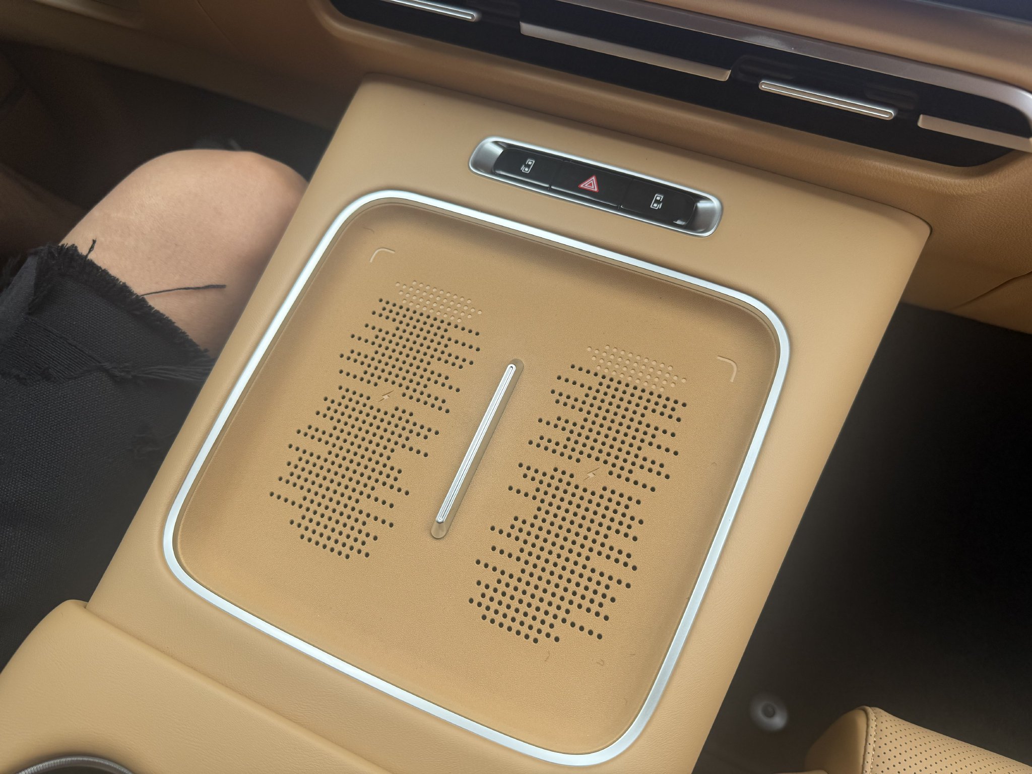 售价32.99-43.99万元 2026款岚图梦想家正式上市