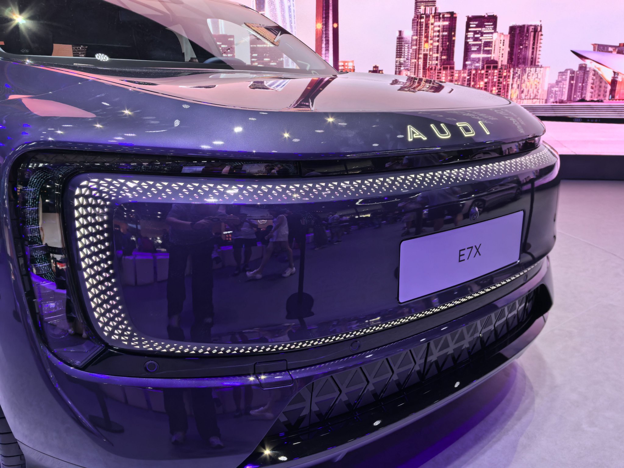 2026成都车展：奥迪E7X先锋quattro热爱版上市