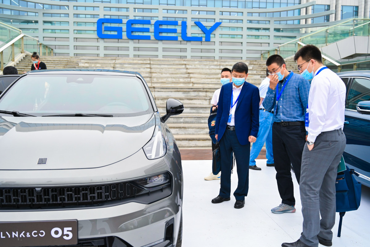 数字化如何驱动汽车质量技术创新？第二届中国汽车质量技术大会在宁波吉利研究院举行