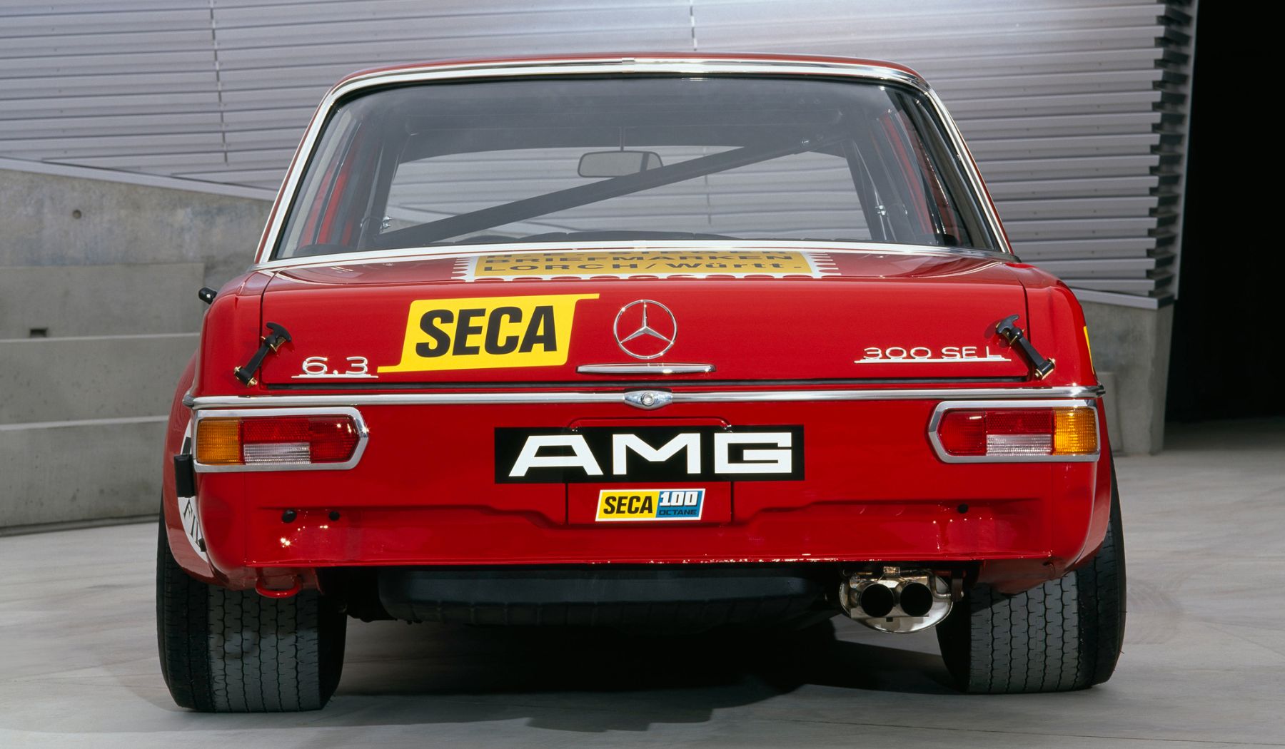 传奇般的存在 第一辆梅赛德斯-AMG——红猪