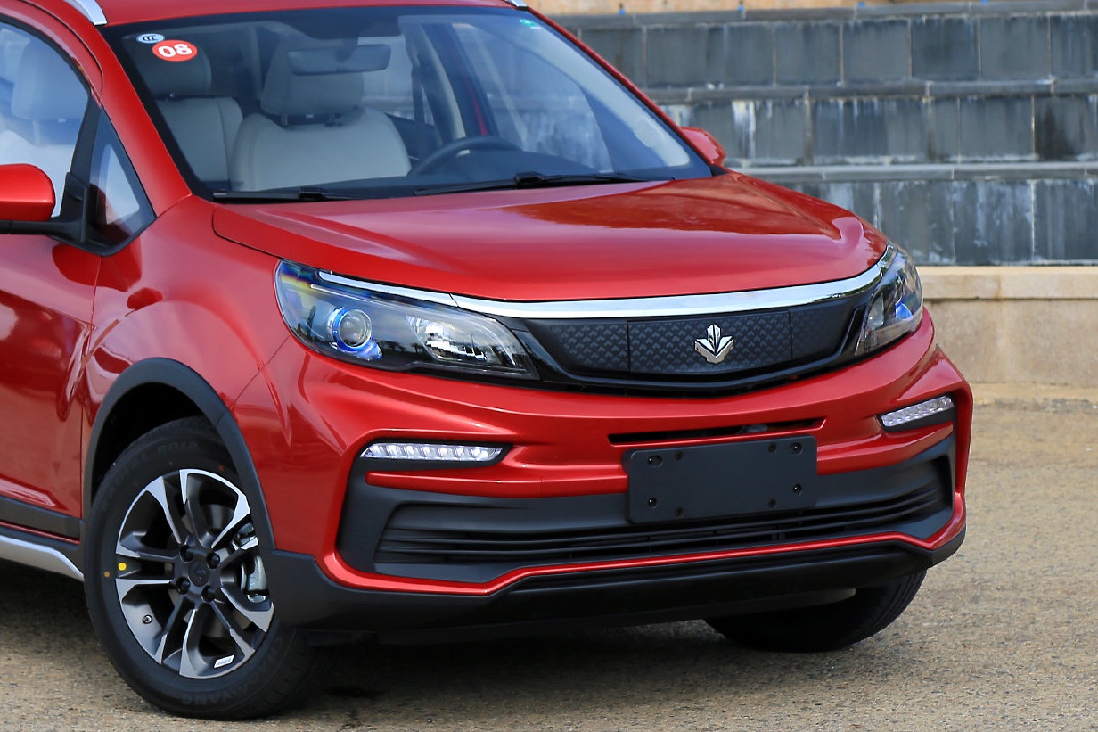 枫叶30X上市 补贴后售6.88万起 定位紧凑型纯电SUV