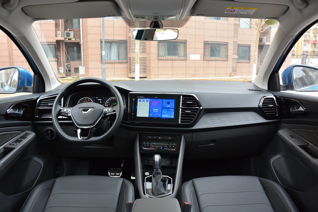 定位中型SUV 捷达VS7预售价为11.18-14.28万元