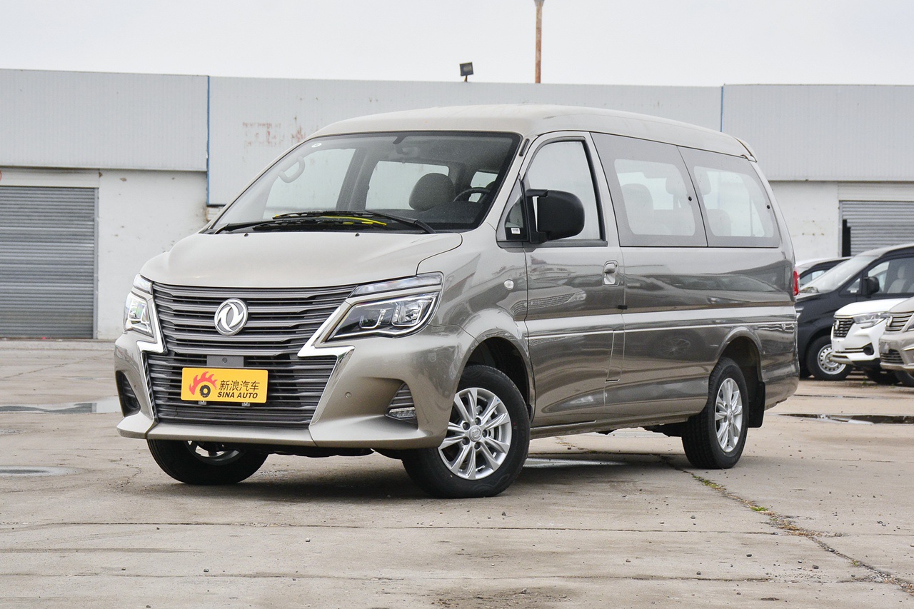 车长5米带旋转座椅 东风风行新菱智M5上市 售价8.19-9.09万元