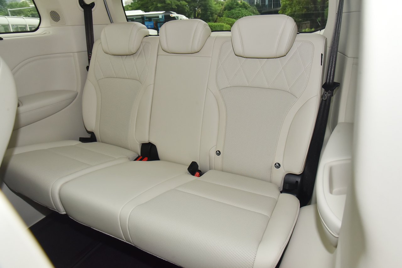 魏牌高山7开启预售 预售价28.98万元