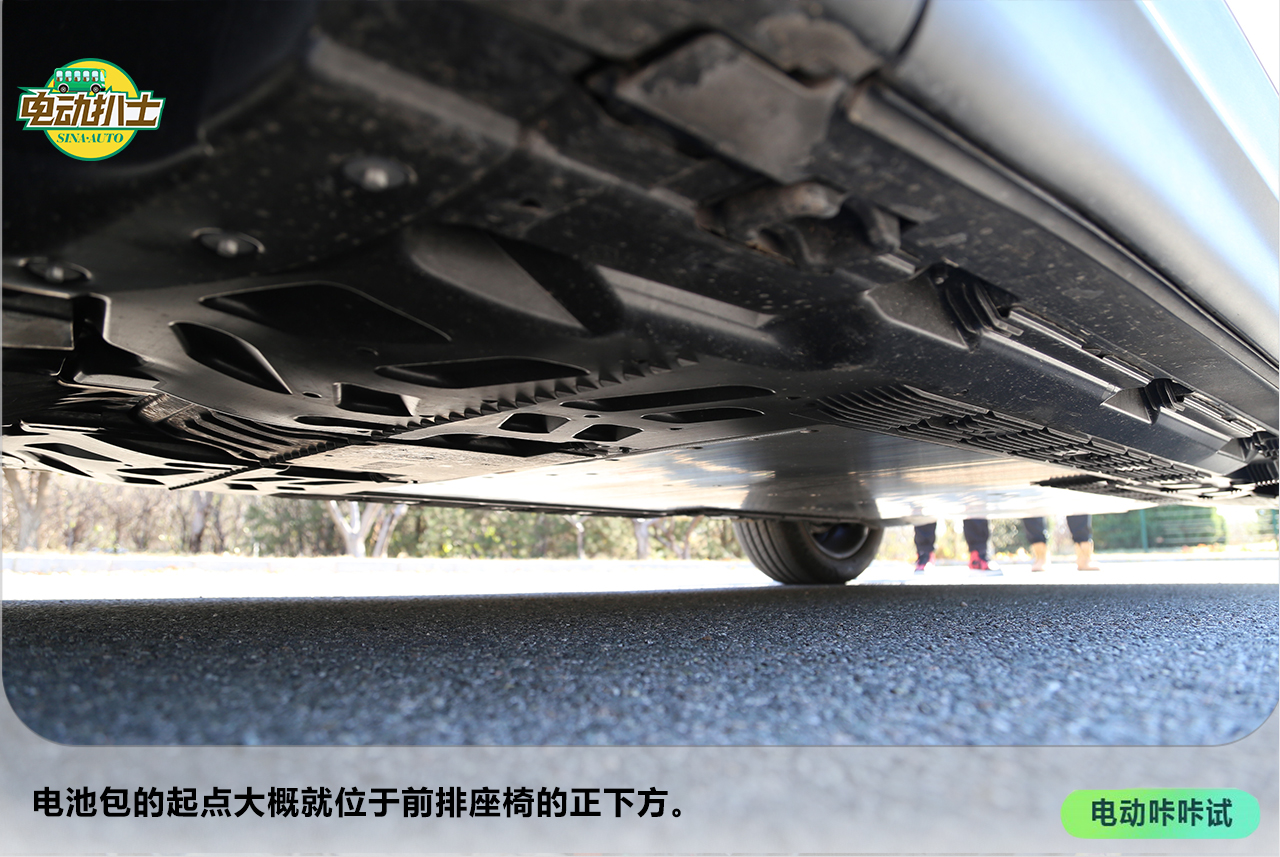 一台7座小家伙 试奔驰EQB 350 4MATIC