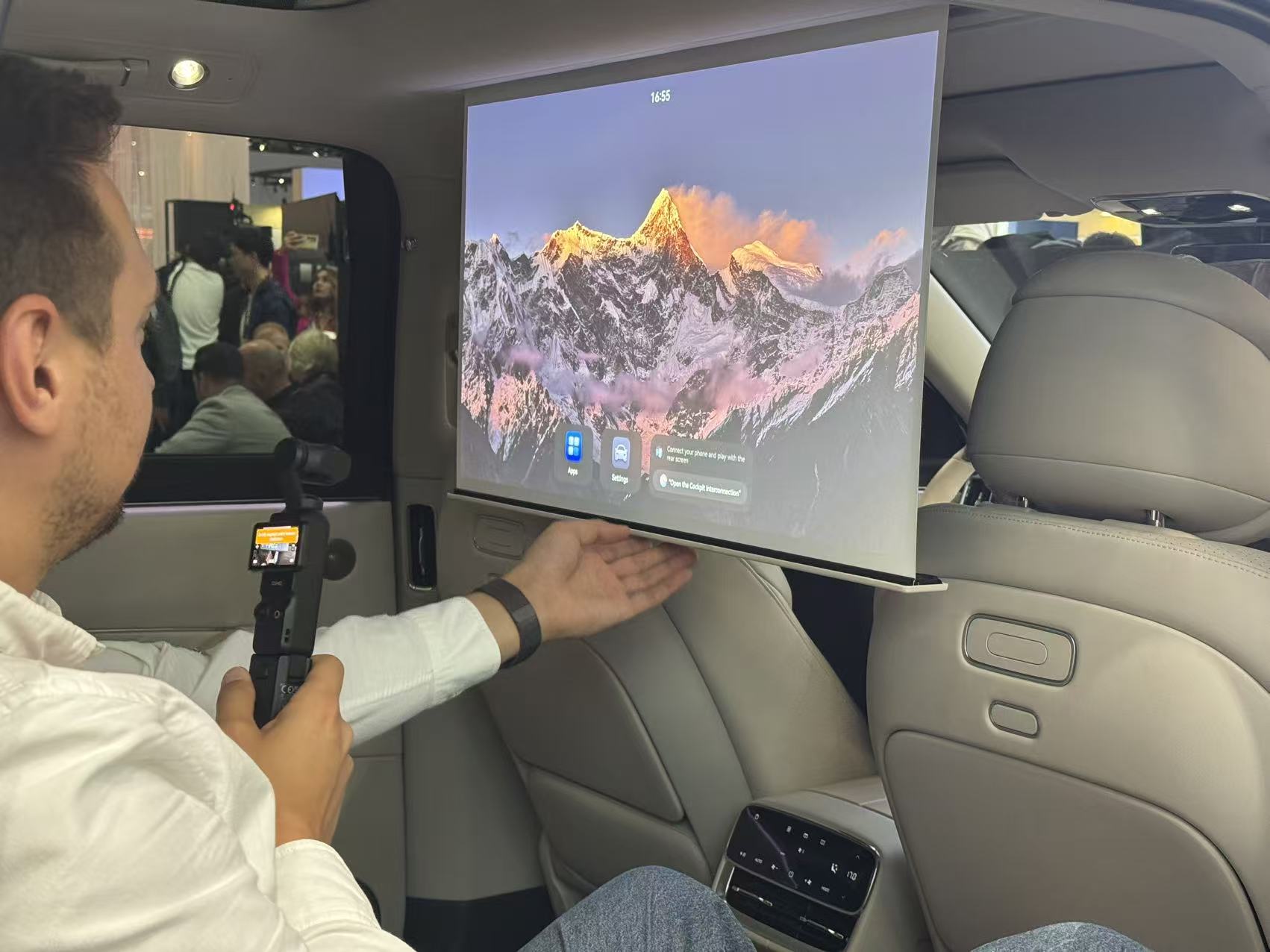 2025慕尼黑车展：AITO 5/8/9中东版亮相