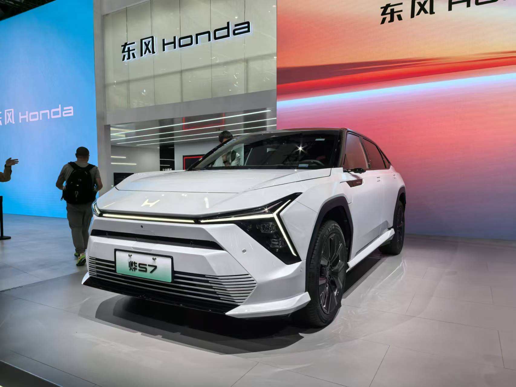 2024广州车展：东风本田烨S7正式亮相