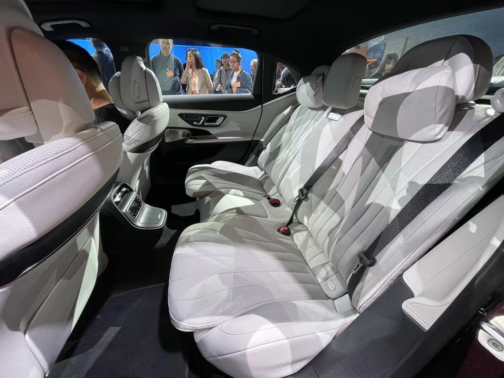 2023广州车展：奔驰Vision One-Eleven概念车首登中国