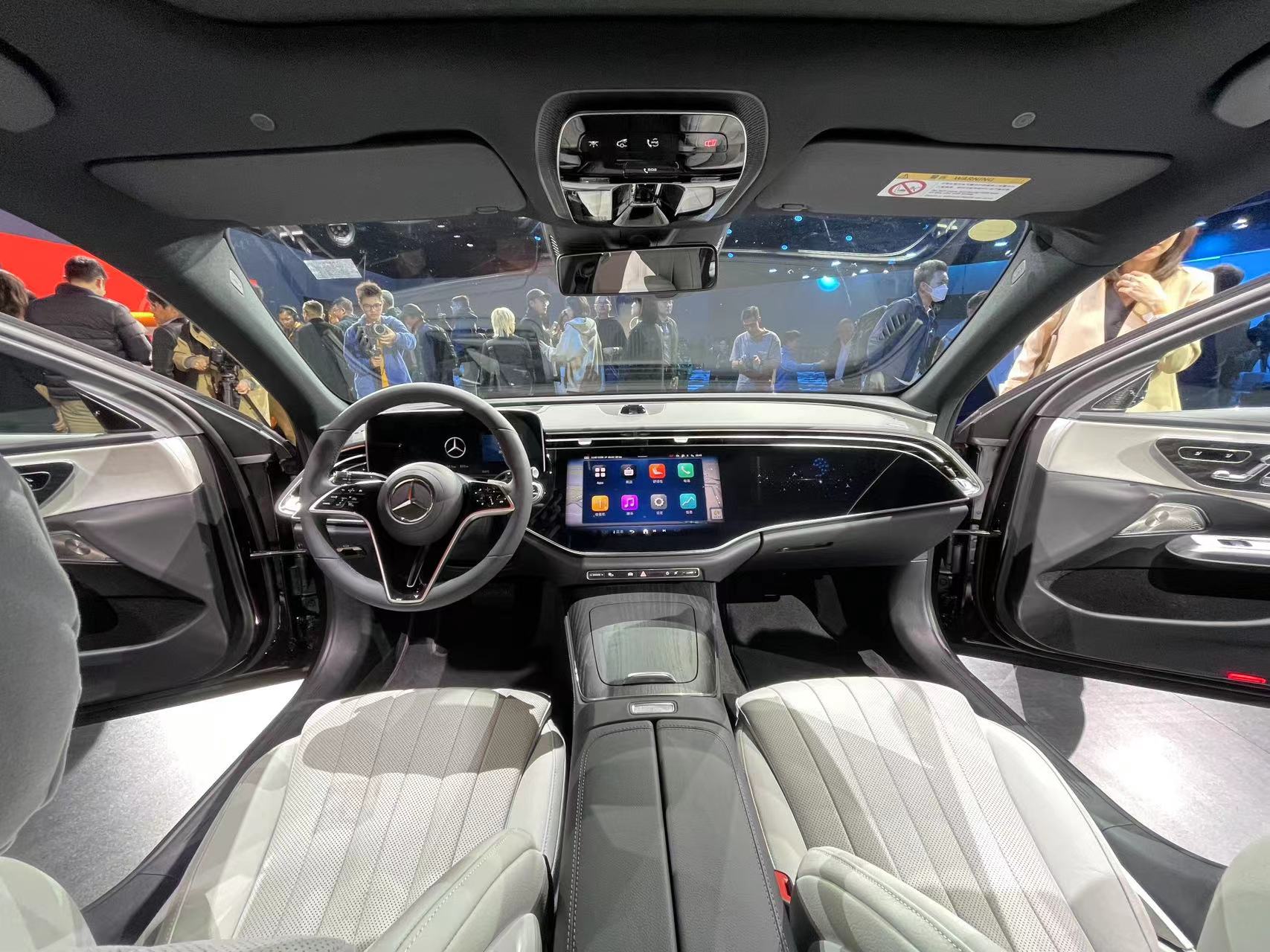 2023广州车展：奔驰Vision One-Eleven概念车首登中国