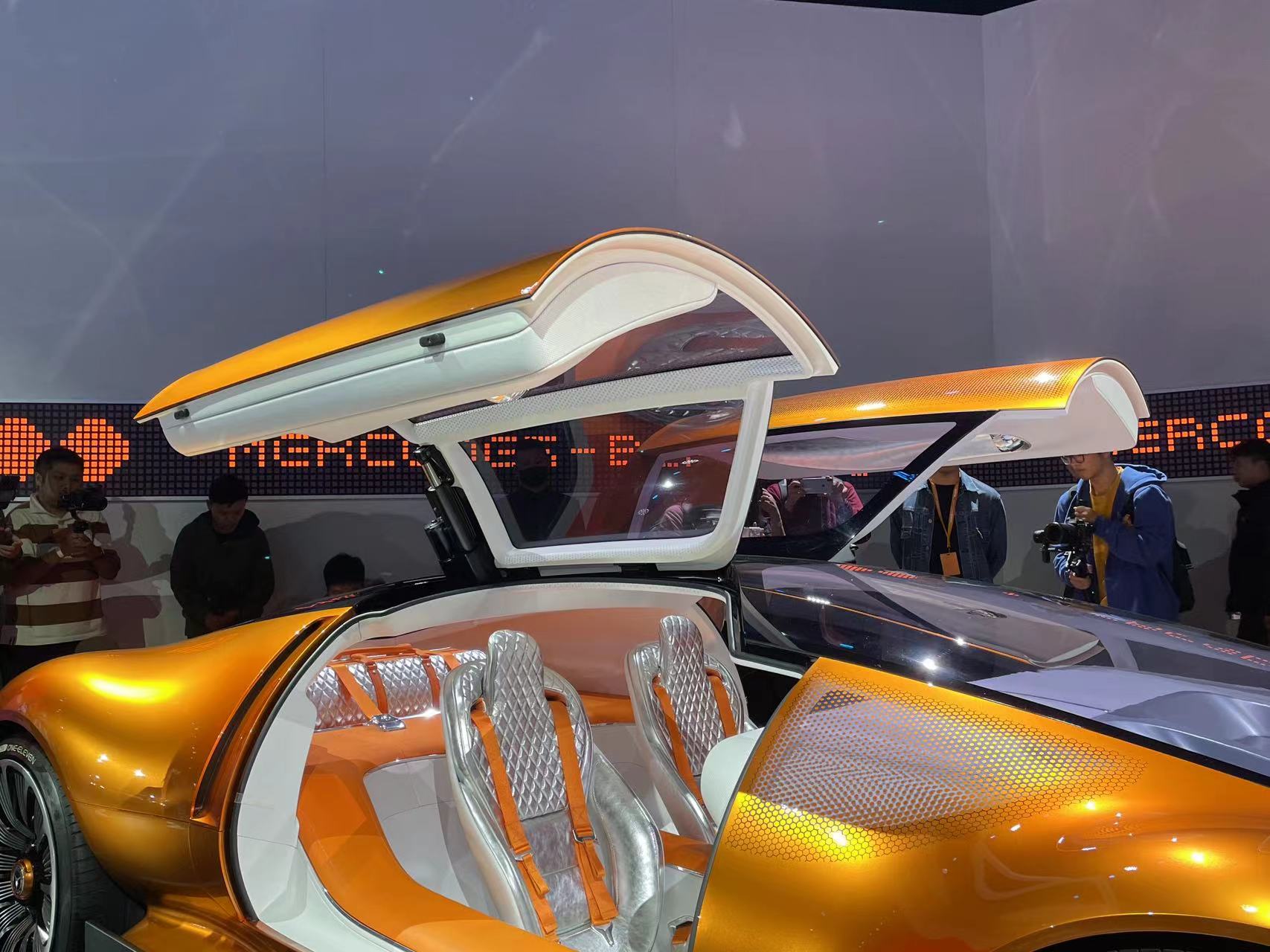 2023广州车展：奔驰Vision One-Eleven概念车首登中国