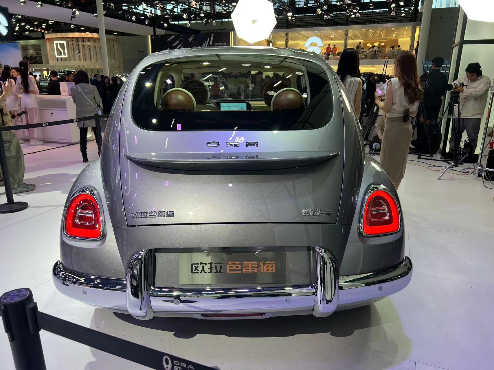 2023广州车展：欧拉芭蕾猫亮相