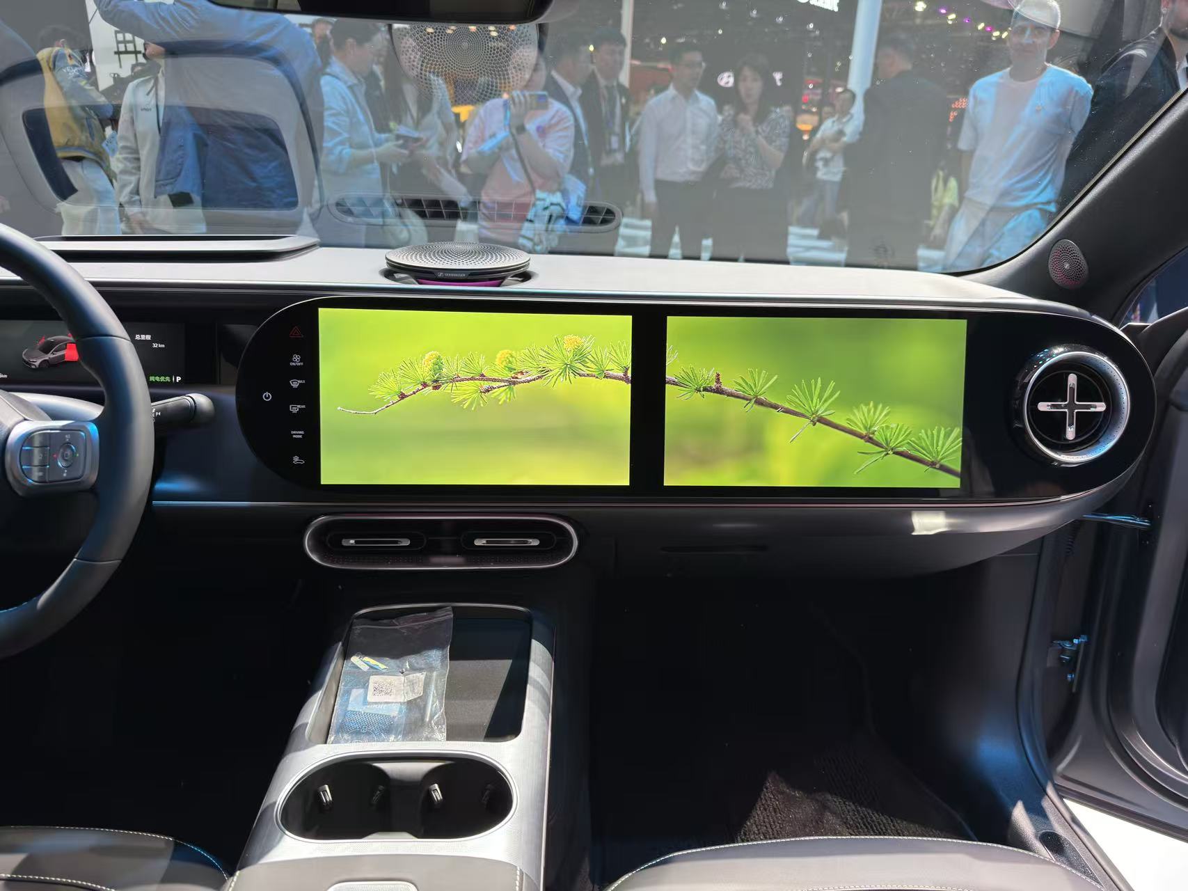 2026北京车展：全新smart精灵6号 EHD预售18.99万起