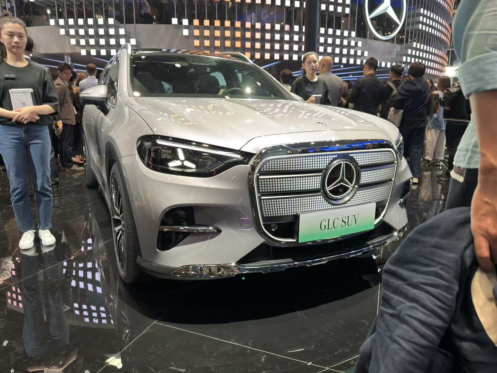 2026北京车展：全新奔驰纯电GLC亮相