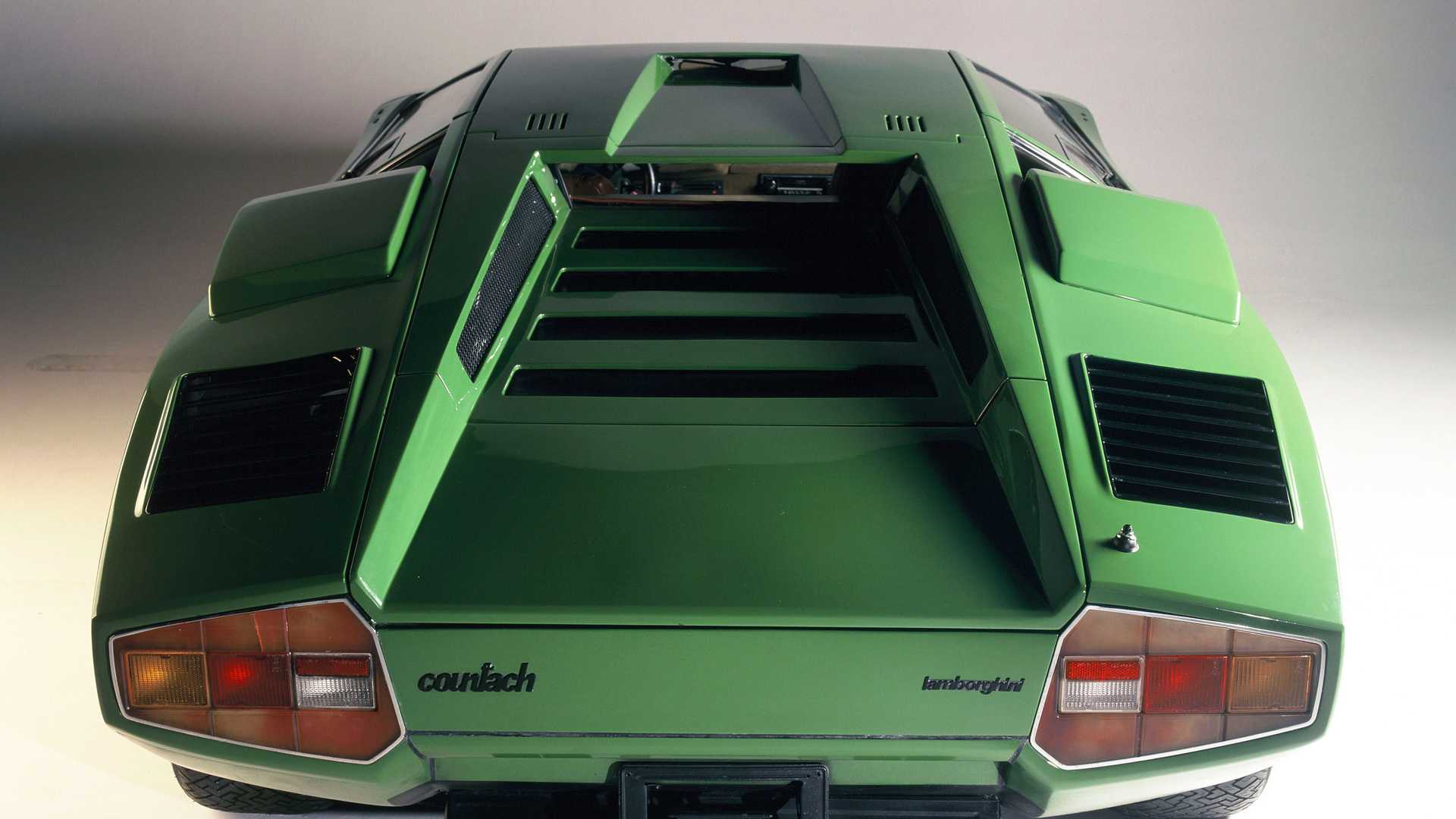 量产版的lamborghini-countach 1973