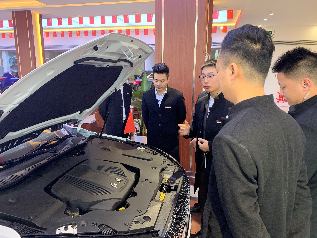 红旗家族亮相广州车展 8.4万销量展破局之道