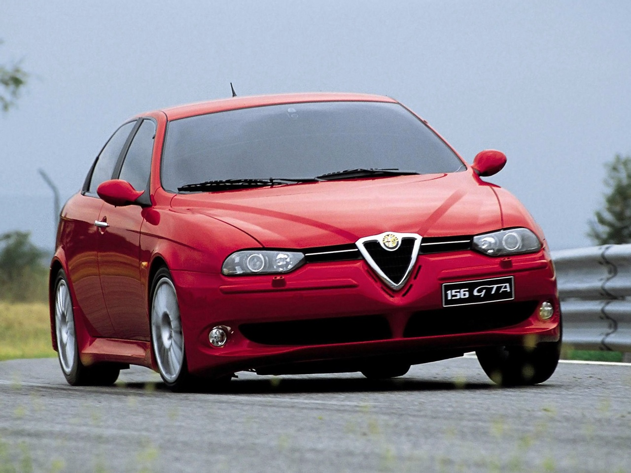 经典的阿尔法罗密欧156 GTA车型