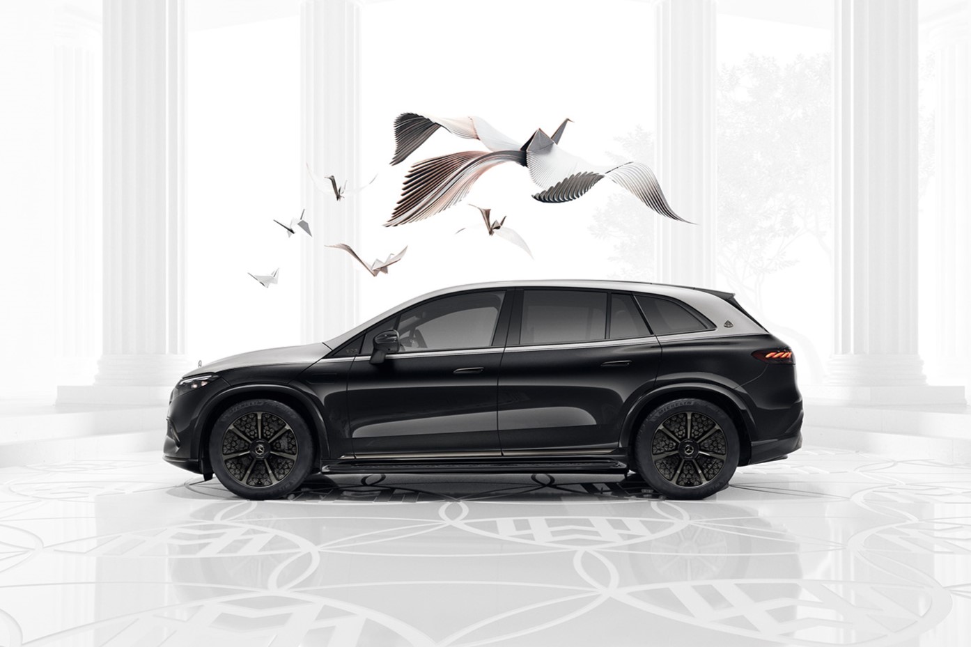 2024北京车展：迈巴赫EQS SUV上市 领衔奔驰多款车型发布