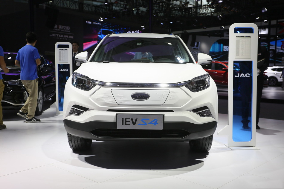 综合续航420km 江淮iEVS4将于16日上市
