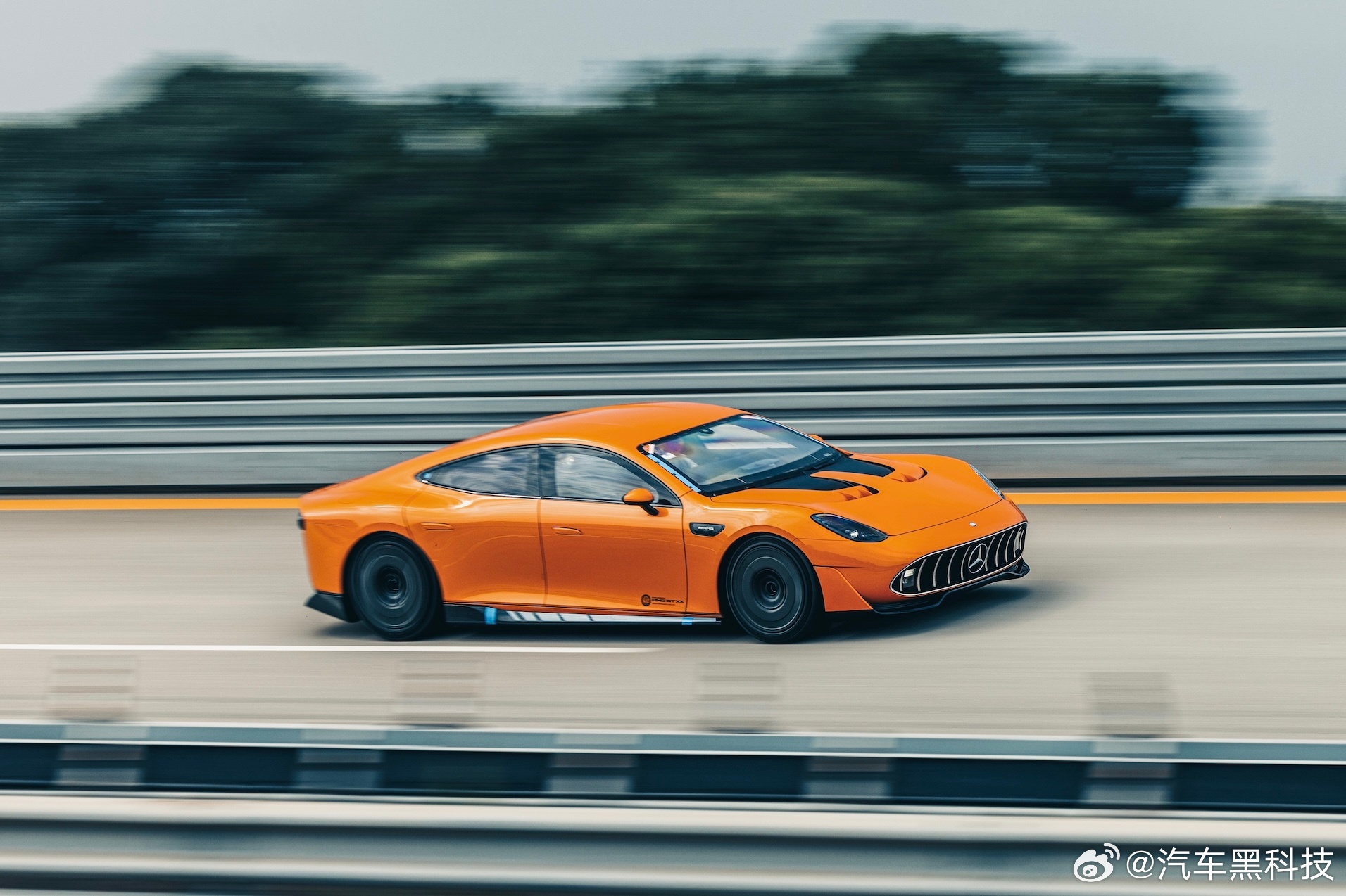 梅赛德斯-AMG GT XX概念车