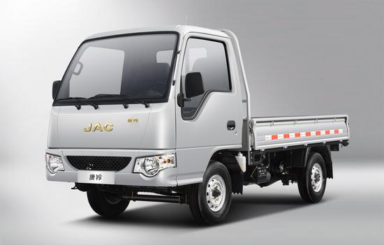 “地摊经济”带火售货车，五菱、江淮率先试水，增量空间究竟有多大？