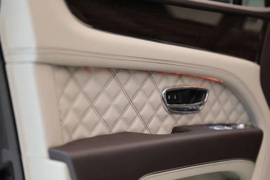 2021款宾利添越首发限量版 限时优惠20W