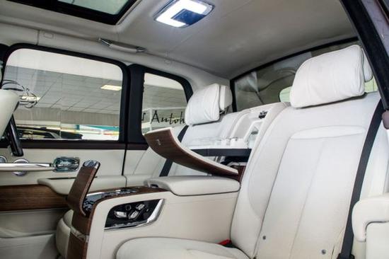 20款劳斯莱斯库里南 港口现车惊喜钜惠