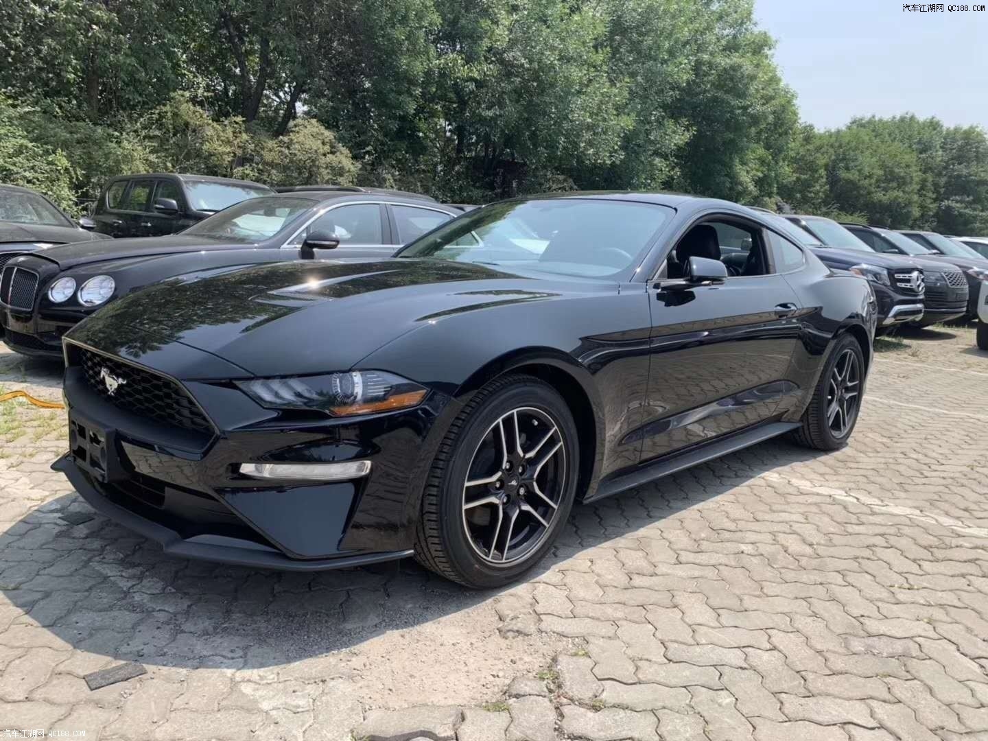 2019款福特野马23t小跑车配置价格详细