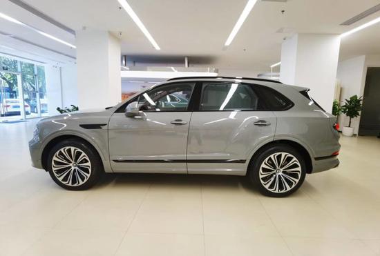 21款宾利添越首批到港 十一惊爆价2X8万