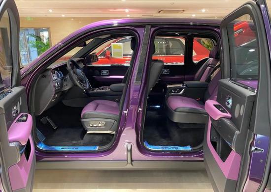 劳斯莱斯库里南BB版暮光紫 预售价6X9万