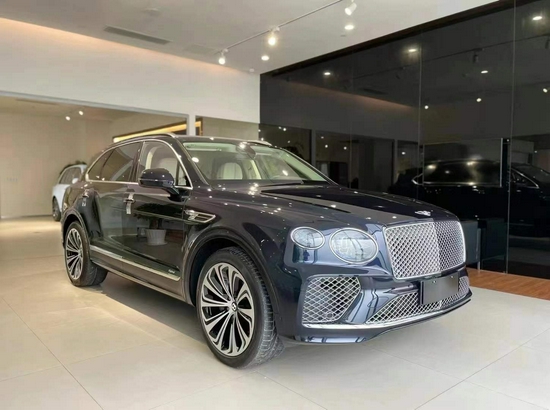 宾利添越v6混动深蓝宝石现车商家钜惠