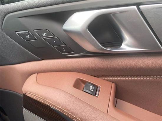 2020款宝马X5八月钜惠酬宾60余万能分期