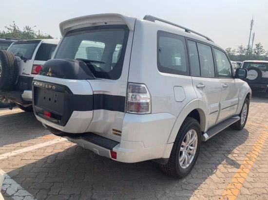 19款三菱帕杰罗V97 现车价格优惠多少钱