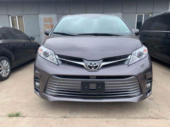 20款丰田塞纳两驱LE标配40.8万起商务车