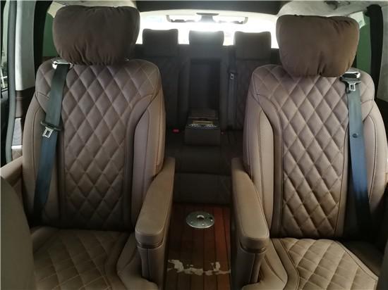 2020款奔驰V260L高顶无隔断 改装V2