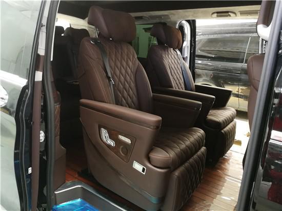 2020款奔驰V260L高顶无隔断 改装V2