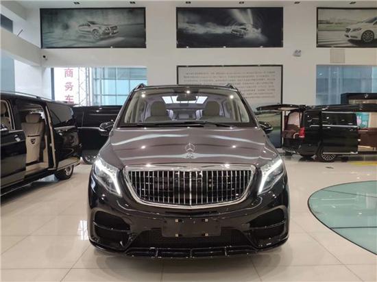 奔驰迈巴赫vs700l年终新款发布夺人眼球