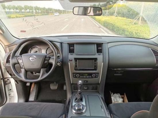 　　从整体效果图来看，全新途乐的外观轮廓变化不大，全新设计的车头却提高了新一代途乐的气场，看起来更加霸气。前大灯组进行了开眼角处理，C型车灯也非常惊艳，让途乐的眼神变得更加锐利。