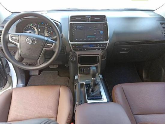 中东版霸道2.8T柴油版最新行情优惠介绍